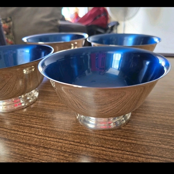 Wallace Silversmiths Blue and Silver Dinnerware Bowl - Picture 3 of 8